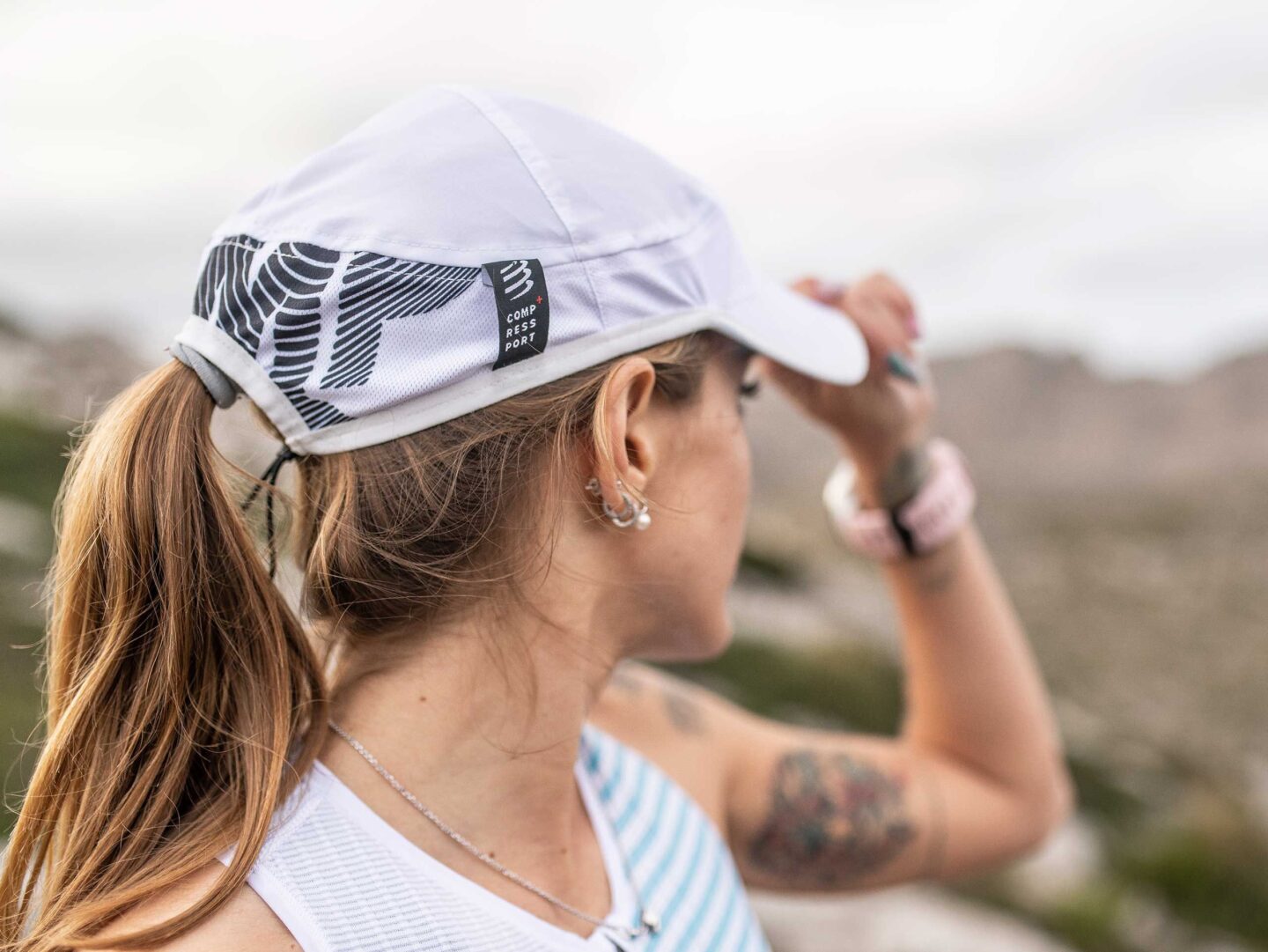 Nokaga jooksumüts Compressport Pro Racing Cap (värvivalik)