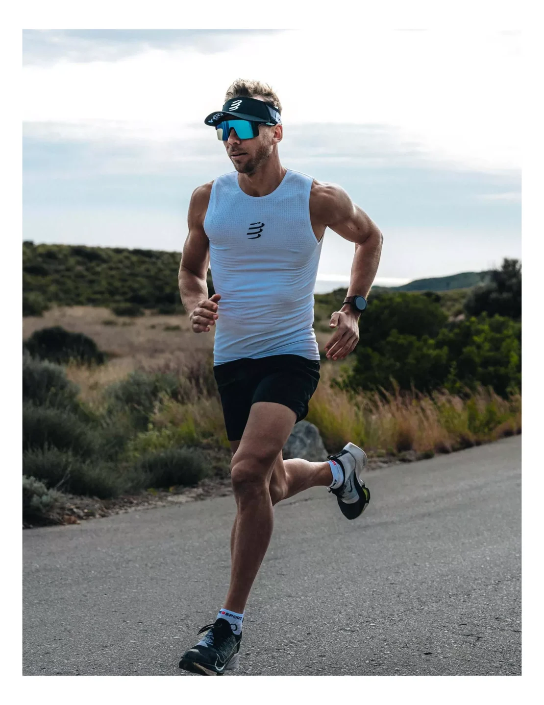 Meeste pesusärk Compressport ON/OFF Tank