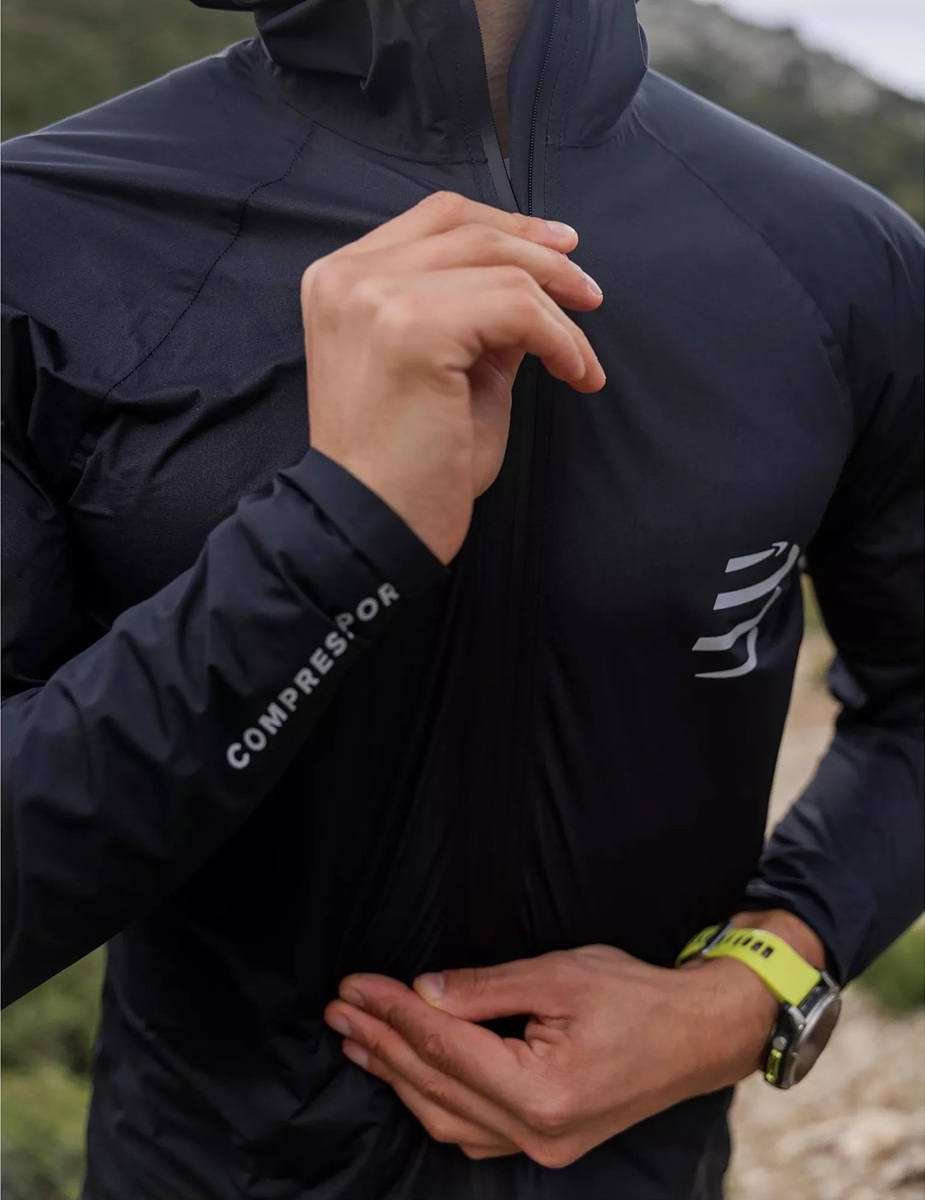 Meeste jooksujakk Compressport Hurricane Waterproof